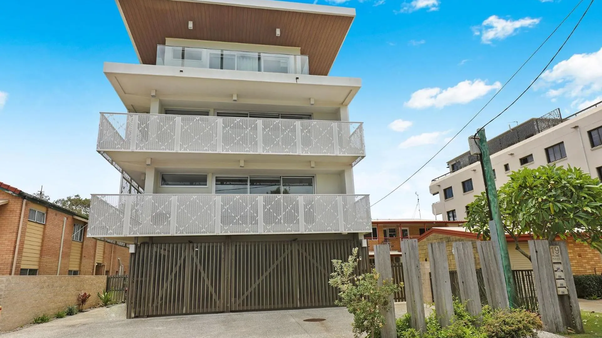 Hume Parade 19, Unit 2, Currimundi Kawana Waters 0*,  Australia